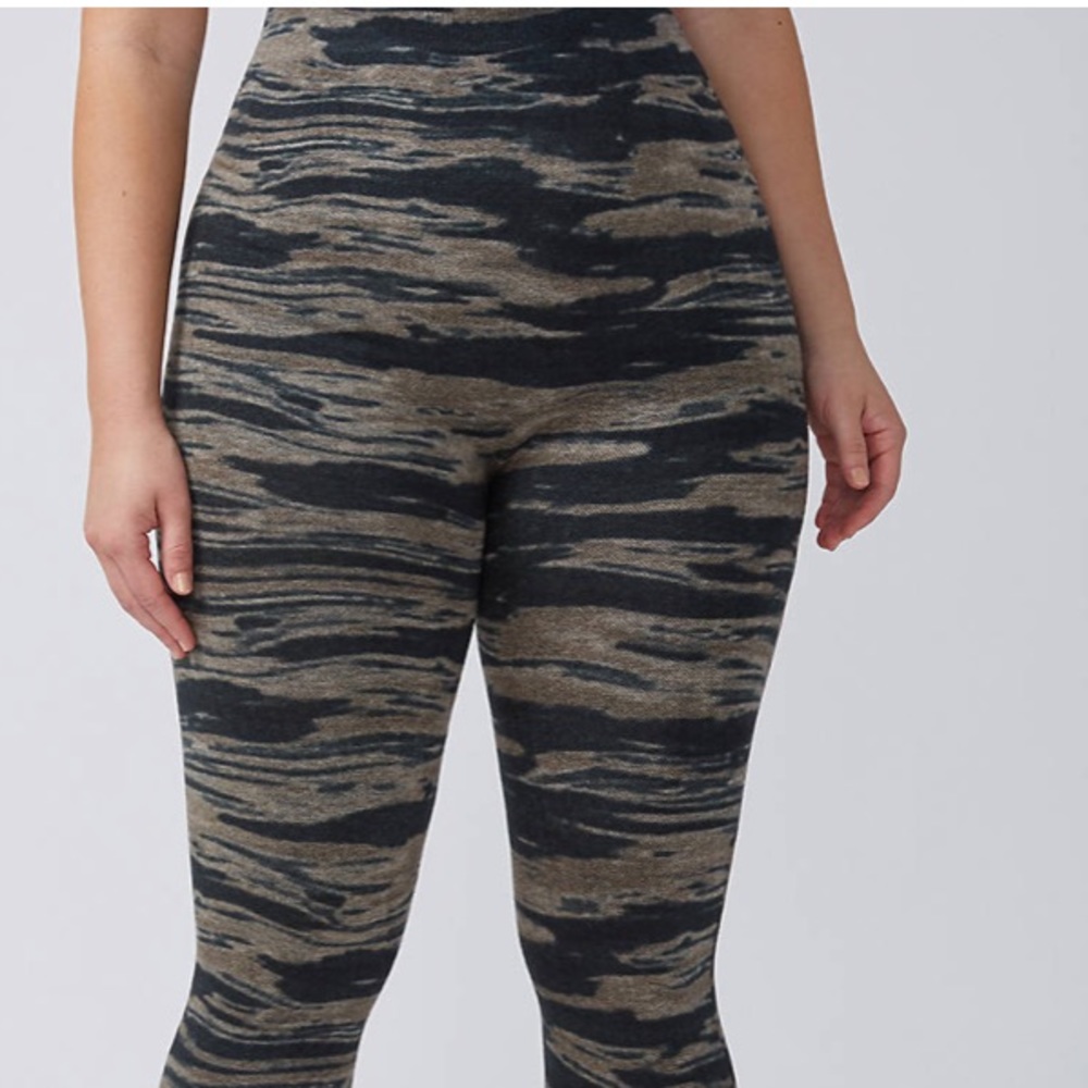 New without tags. Lane Bryant camo leggings. C/D